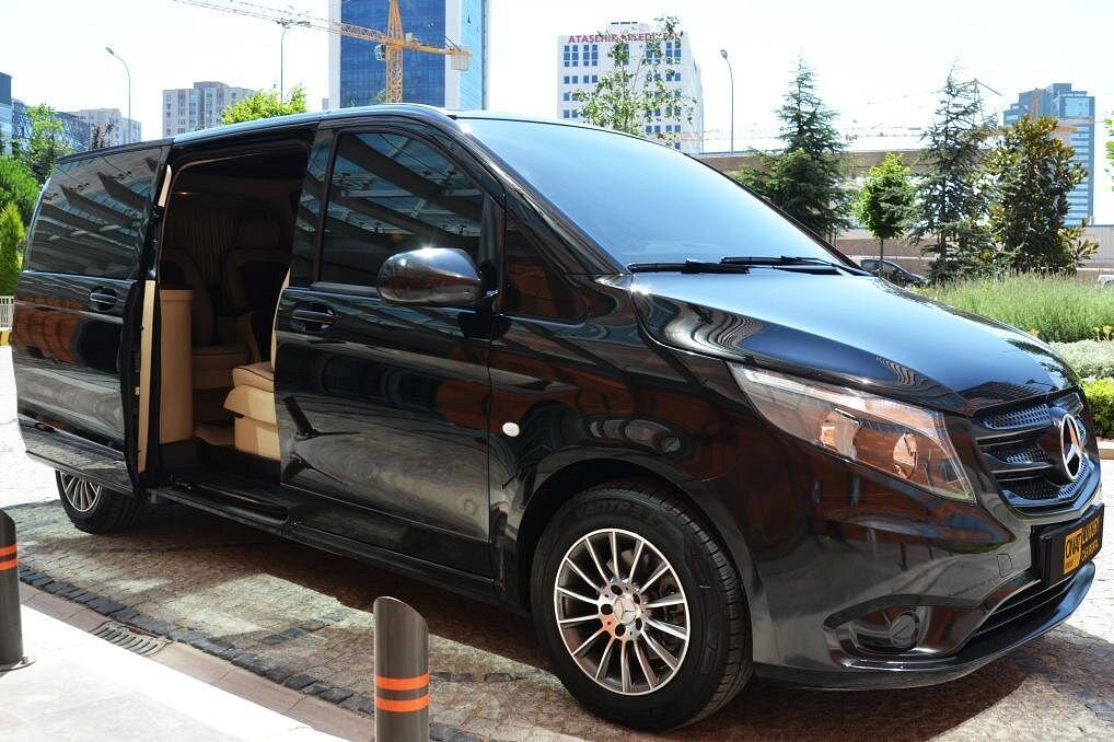 Luxury Mercedes transfer vehicle